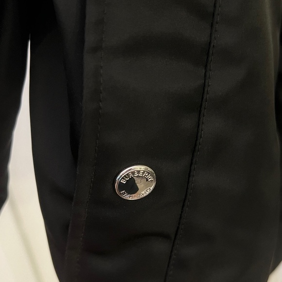 BRAND NEW BURBERRY LADIES BOMBER JACKET SIZE 4 US - Picture 6 of 11